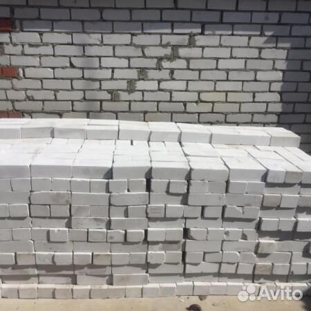 Кирпич бу