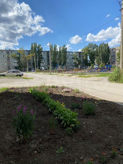 2-к. квартира, 52 м², 1/5 эт.