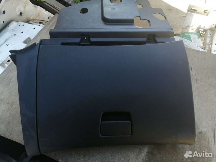 Бардачок Chevrolet Cruze