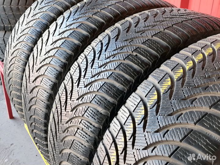 Michelin Alpin A4 215/50 R17