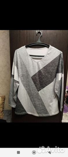 Блузки 48-50(5 штук)