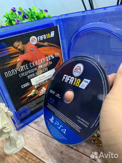 Игра на ps4 FIFA 18