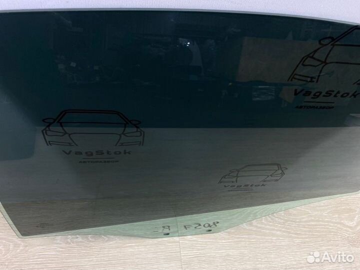 Стекло двери заднее левое Audi A4 B8 cdnc 2012