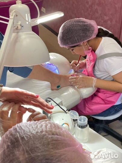 Комбинированный маникюр