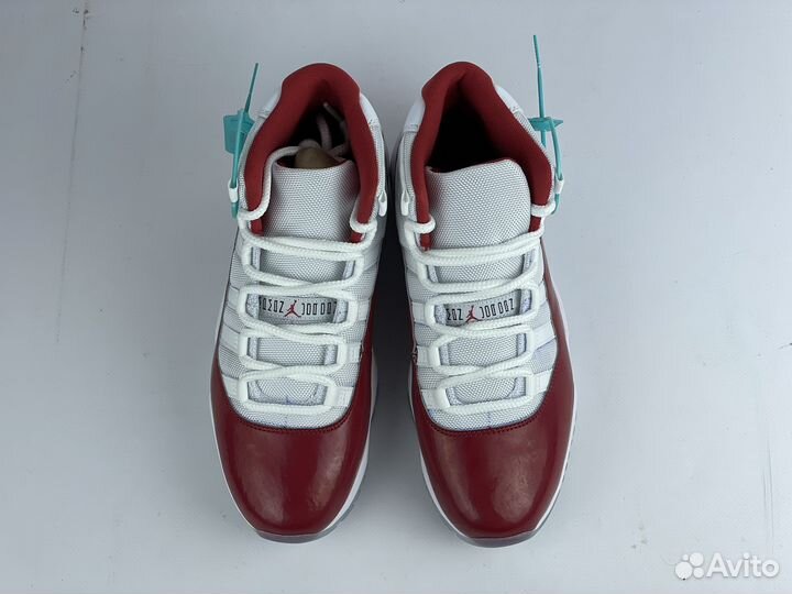 Nike Air Jordan 11 retro cherry red