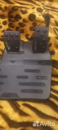 Игровой руль с педалями и коробкой передач