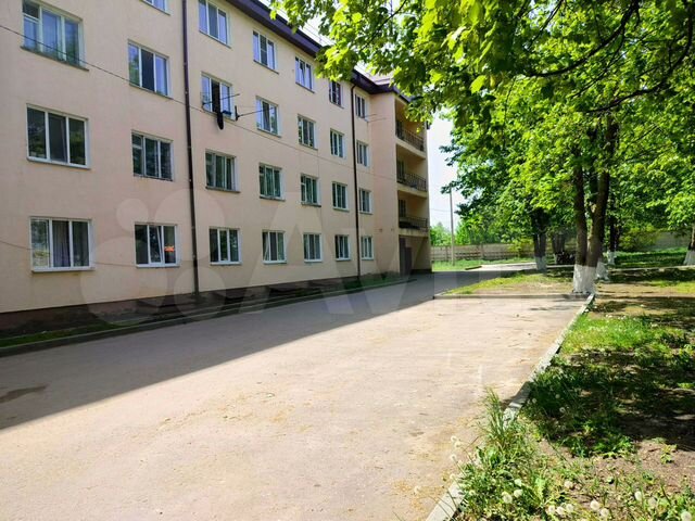 3-к. квартира, 70 м², 2/4 эт.