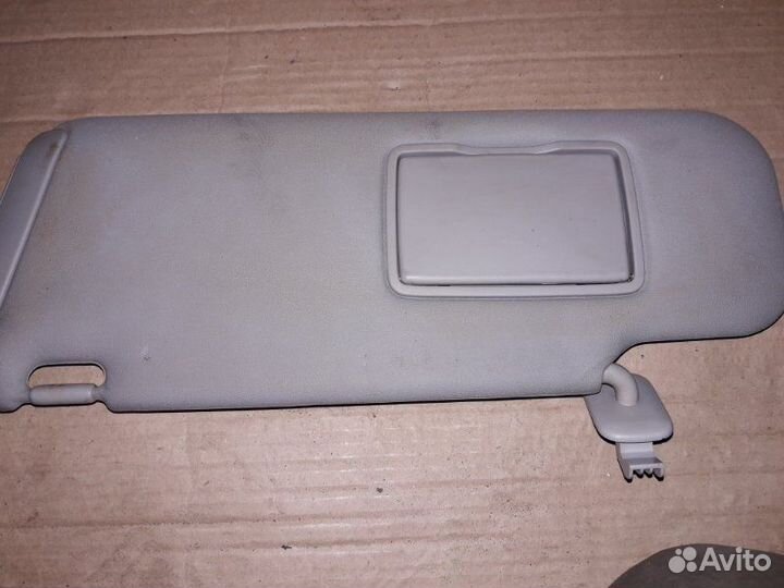 Козырек солнцезащитный передний правый Mazda Cx-7