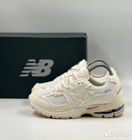 Новые Кроссовки New Balance 2002R Lux