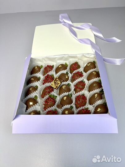 Клубника в бельгийском шоколаде сюрприз подарок