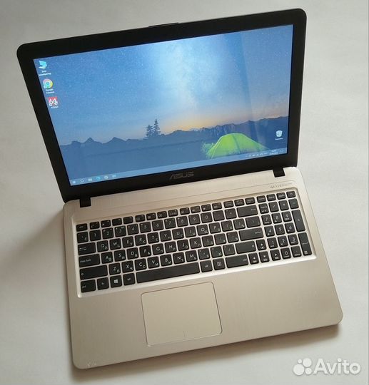 Asus/Core i3 5005u/8gb/256SSD/батарея как новая