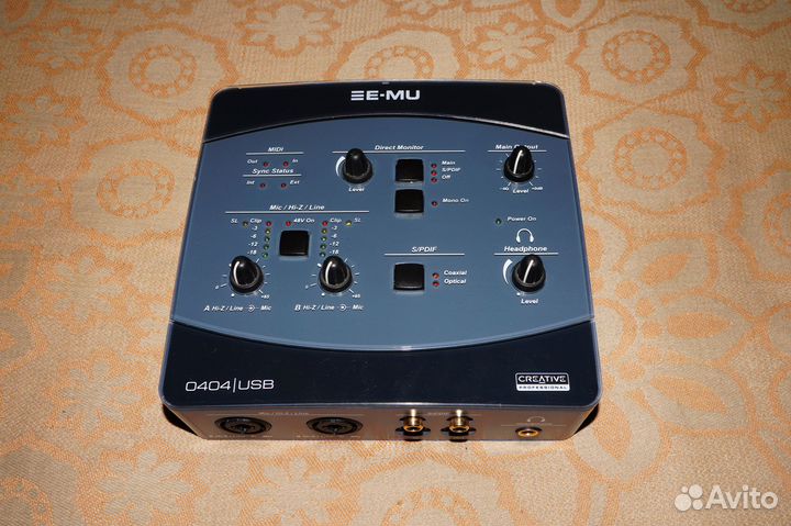 E-MU 0404 USB 2.0 24 бит 192 кГц Цап (DAC) AK4396