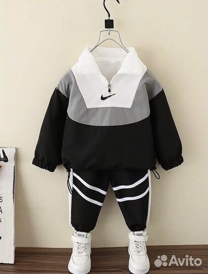 Спортивный костюм детский новый