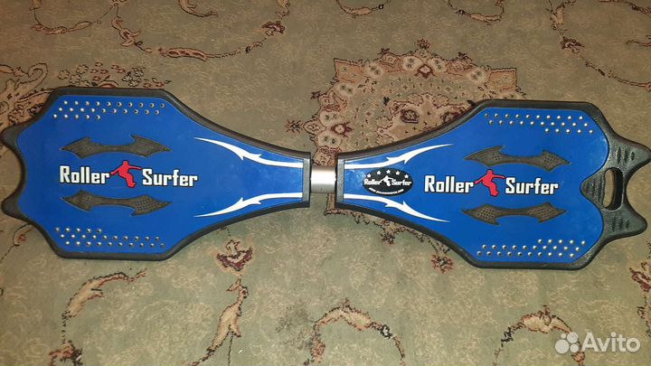 Roller surfer