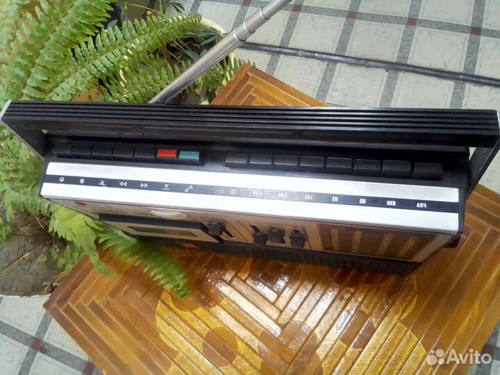 Магнитола Томь 305