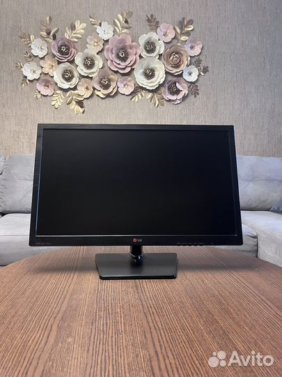 Монитор LG 27