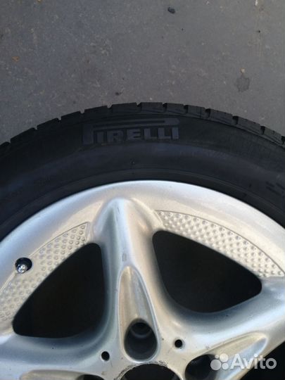 R16 Pirelli Cinturato All Season 215/55, PCD 5x108 DIA 66.6