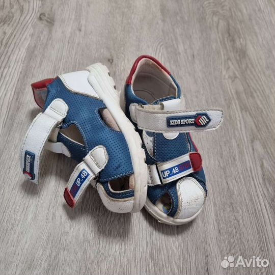 Сандалии б/у