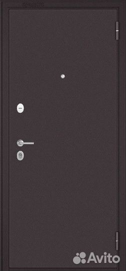 Входная дверь с зеркалом