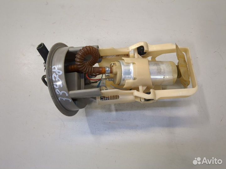 Насос топливный электрический BMW 3 E46, 1998