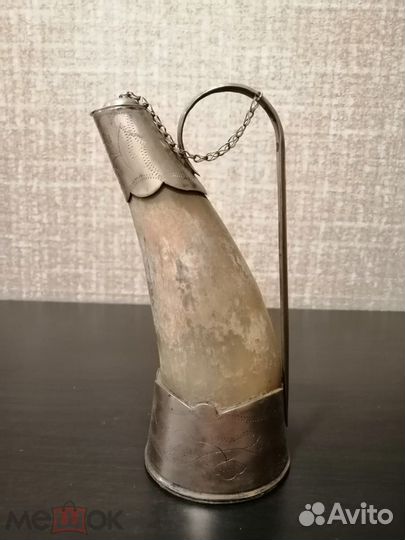 Пороховница или соусник из рога