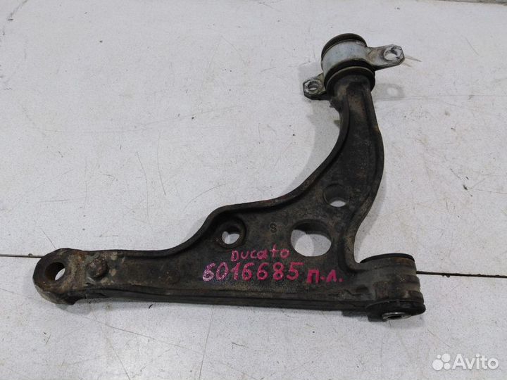 Рычаг передний левый Пежо