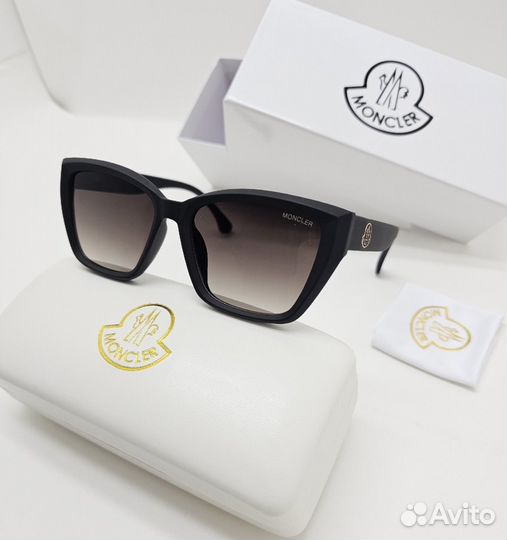 Солнцезащитные очки