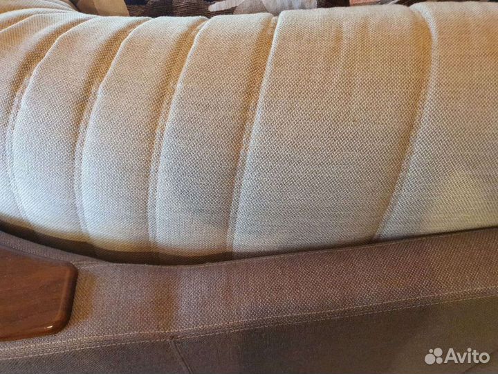 Угловой диван 280-245