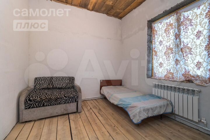 Дом 62 м² на участке 8,3 сот.