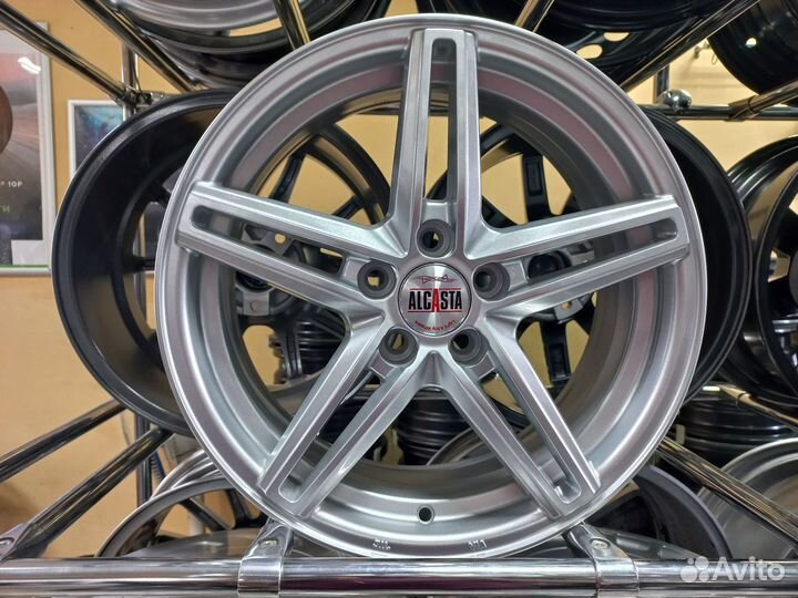 Новые диски alcasta M43 6.5X16/5X100 ET35 D57.1
