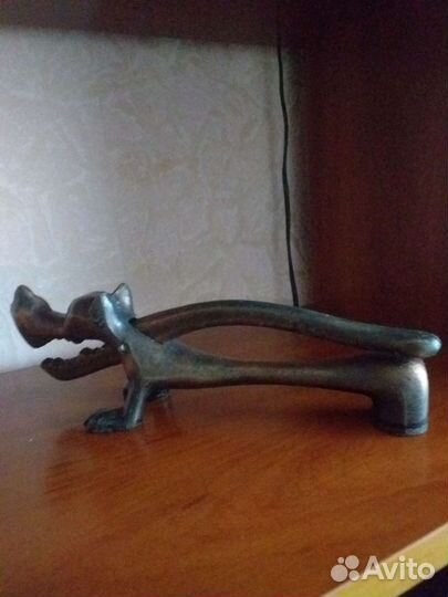 Орехокол волк СССР