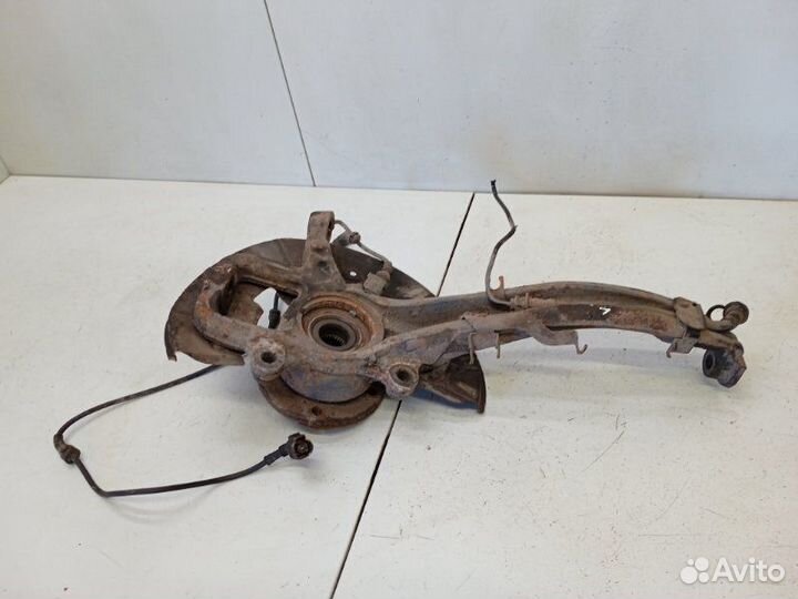 Кулак поворотный передний левый Porsche Cayenne