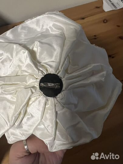 Большая текстильная брошь