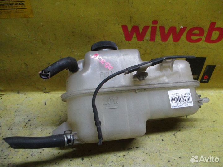 Бачок расширительный на Toyota Estima ACR50W 2AZ-F