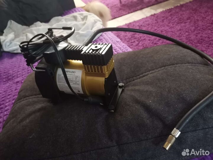 Насос автомобильный компрессор