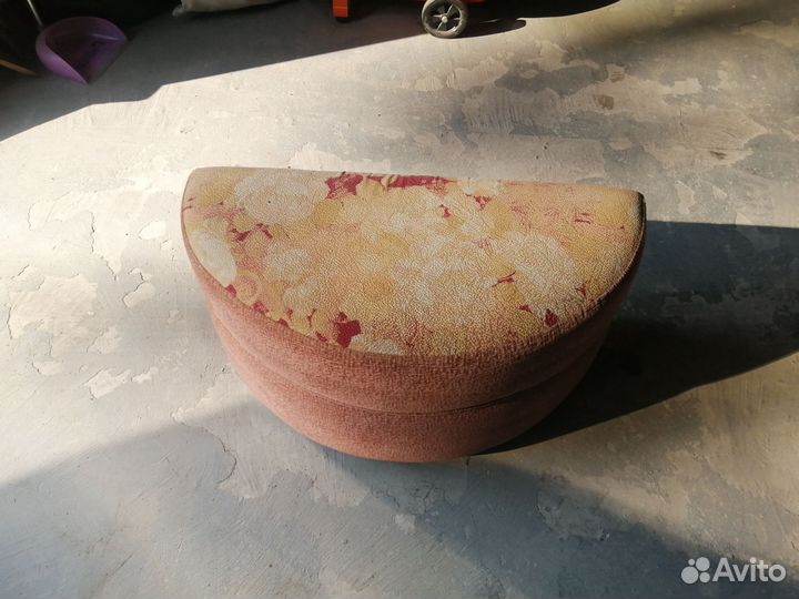 Продам пуфик
