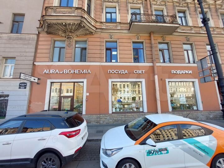 Помещение с витринами на Лиговском, 201 м²