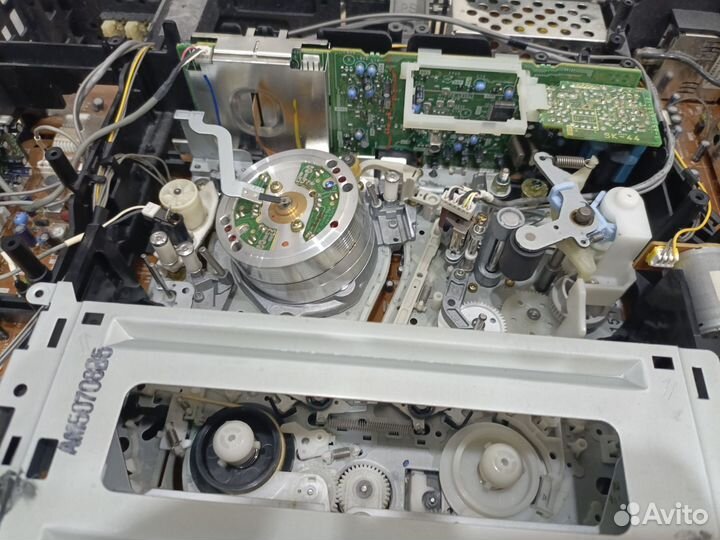 Видеомагнитофон sony