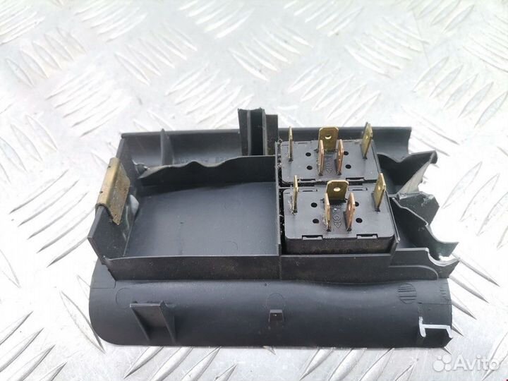 Блок управления стеклоподъемниками Audi A4 B5 1999