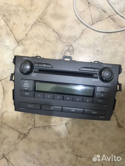 Магнитола Toyota Corolla 150