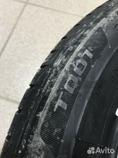 Bridgestone Turanza T001 215/45 R16 90V