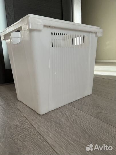 Пластиковые ящики (баки )