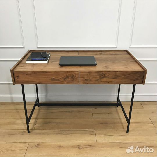 Стол письменный Bruno