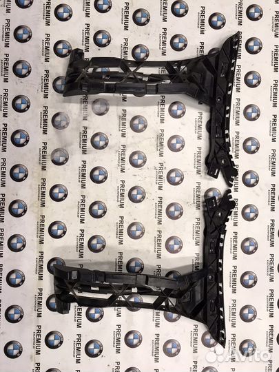 Кронштей бампера Mercedes