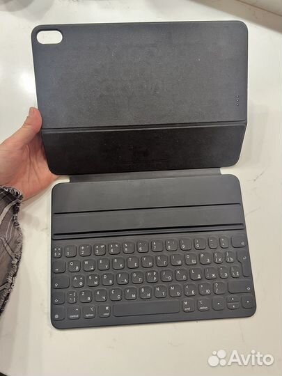 Apple SMART keyboard folio 11 iPad клавиатура