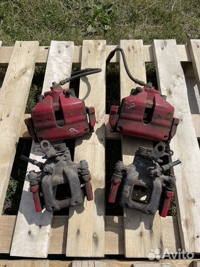 Суппорт тормозной Skoda Octavia A5 RS