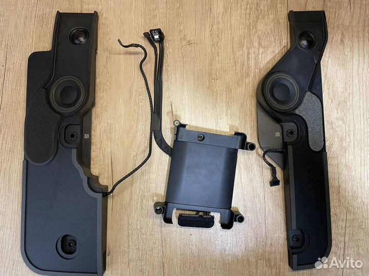 iMac 21.5” Mid 2015 Core i5 на разбор