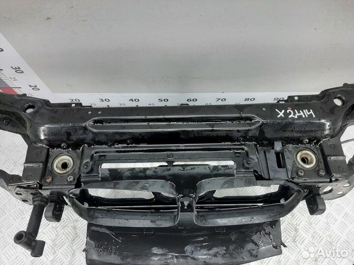 Панель передняя (телевизор) для BMW 3-Series (E46)