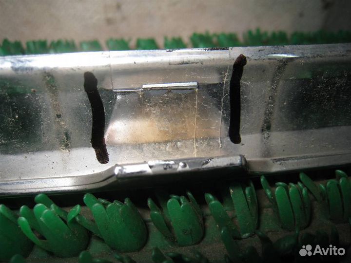 Молдинг решетки радиатора Subaru Legacy/ Outback