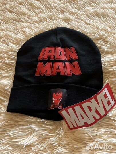 Шапка Marvel